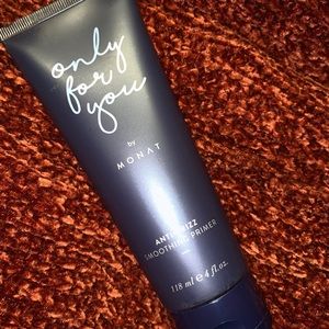 Monat Anti-Frizz Smoothing Primer